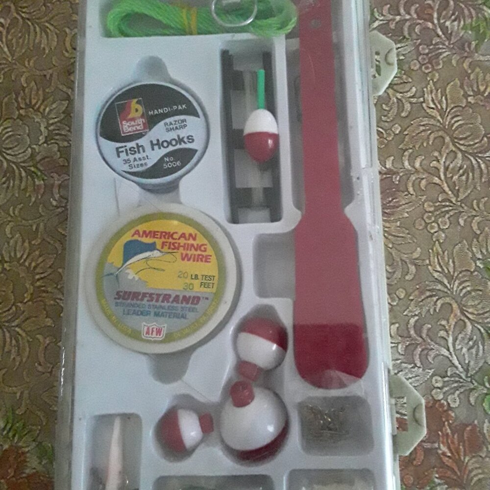 Vintage Deluxe Fishing Tackle Kit NIB